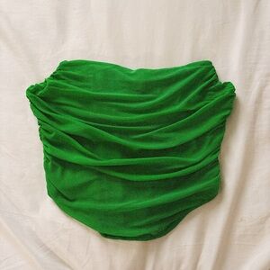 Green CROP TOP💚💚💚 NEW NEVER USE